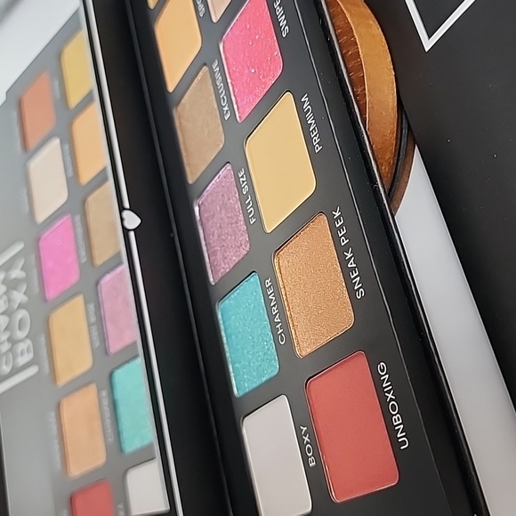 Boxycharm Exclusive Palette - Picture 4 of 8